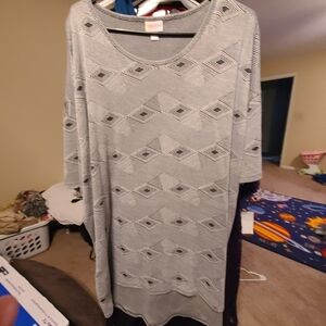 Gray Patterned Knit Lularoe Shirt